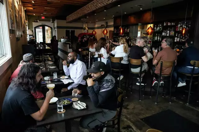 Coastline Pizzeria photo 3