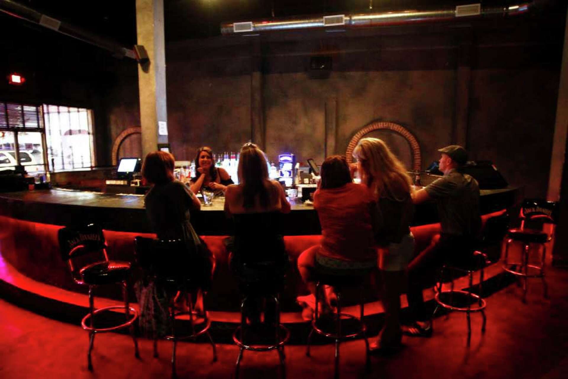 The Dirt Bar photo 2